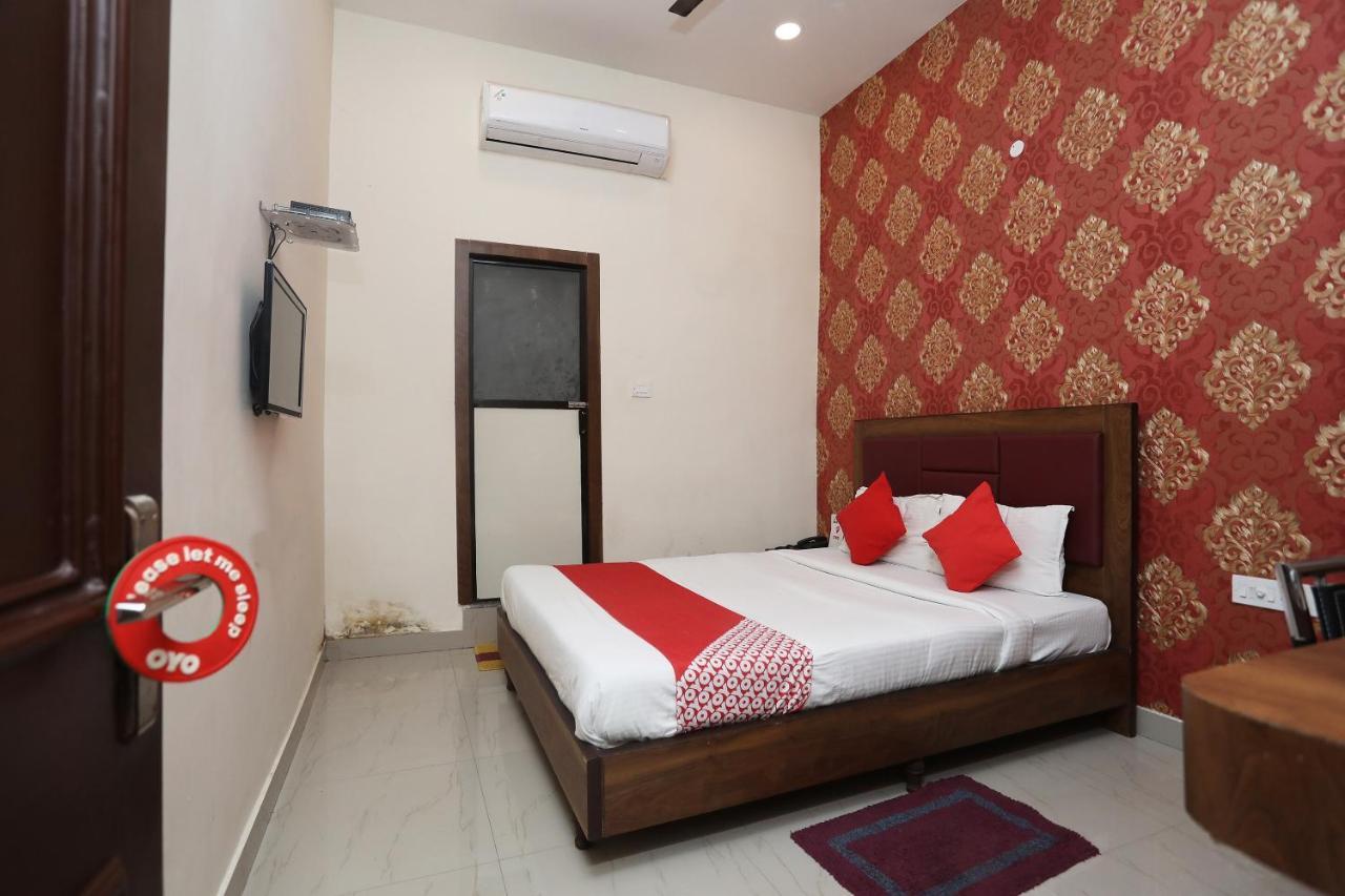 Flagship 13641 Elgin Terrace Hotel Alipur  Exterior photo